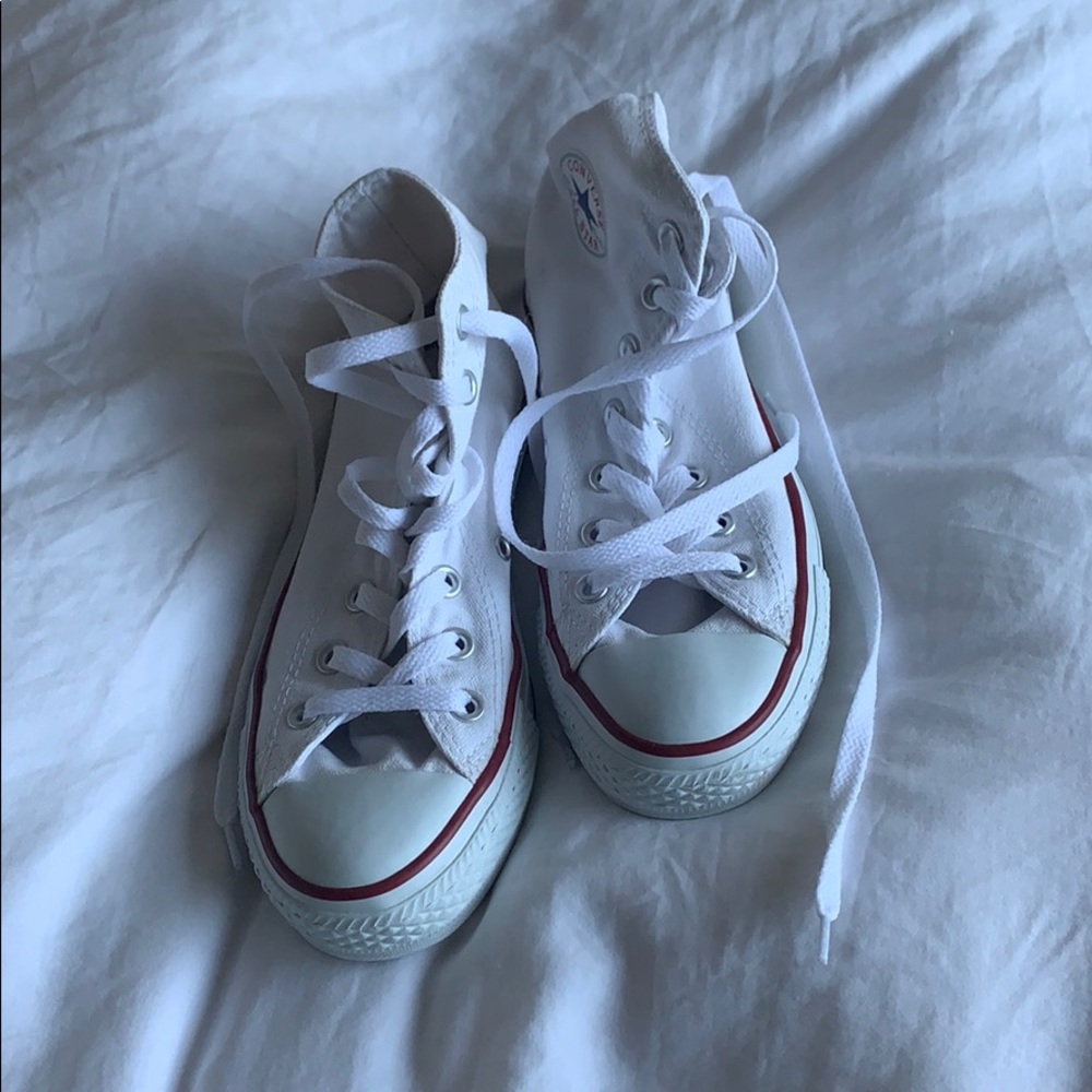 Converse high top all star shoes like new
